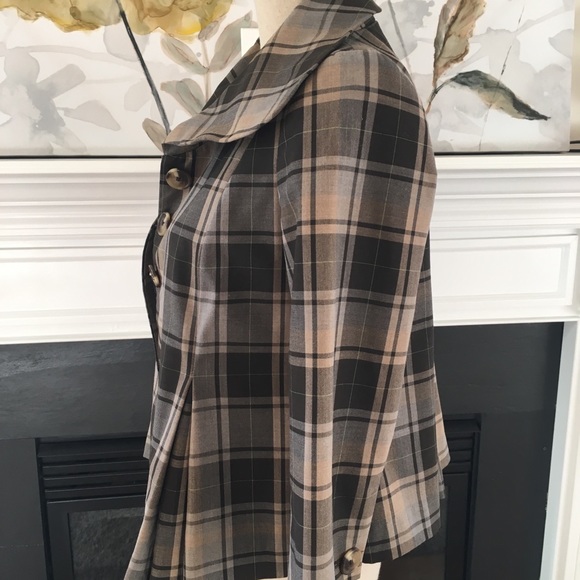 Jacket - Picture 3 of 7